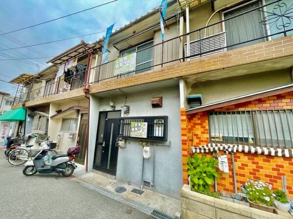 寝屋川市堀溝3丁目貸家の物件外観写真